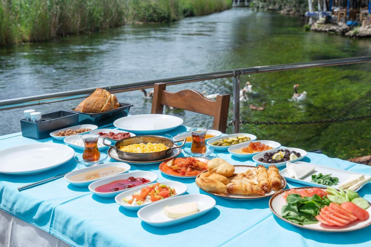 Mandalin Akyaka Hotel Акиака Екстериор снимка